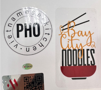 sticker decal nhựa trong