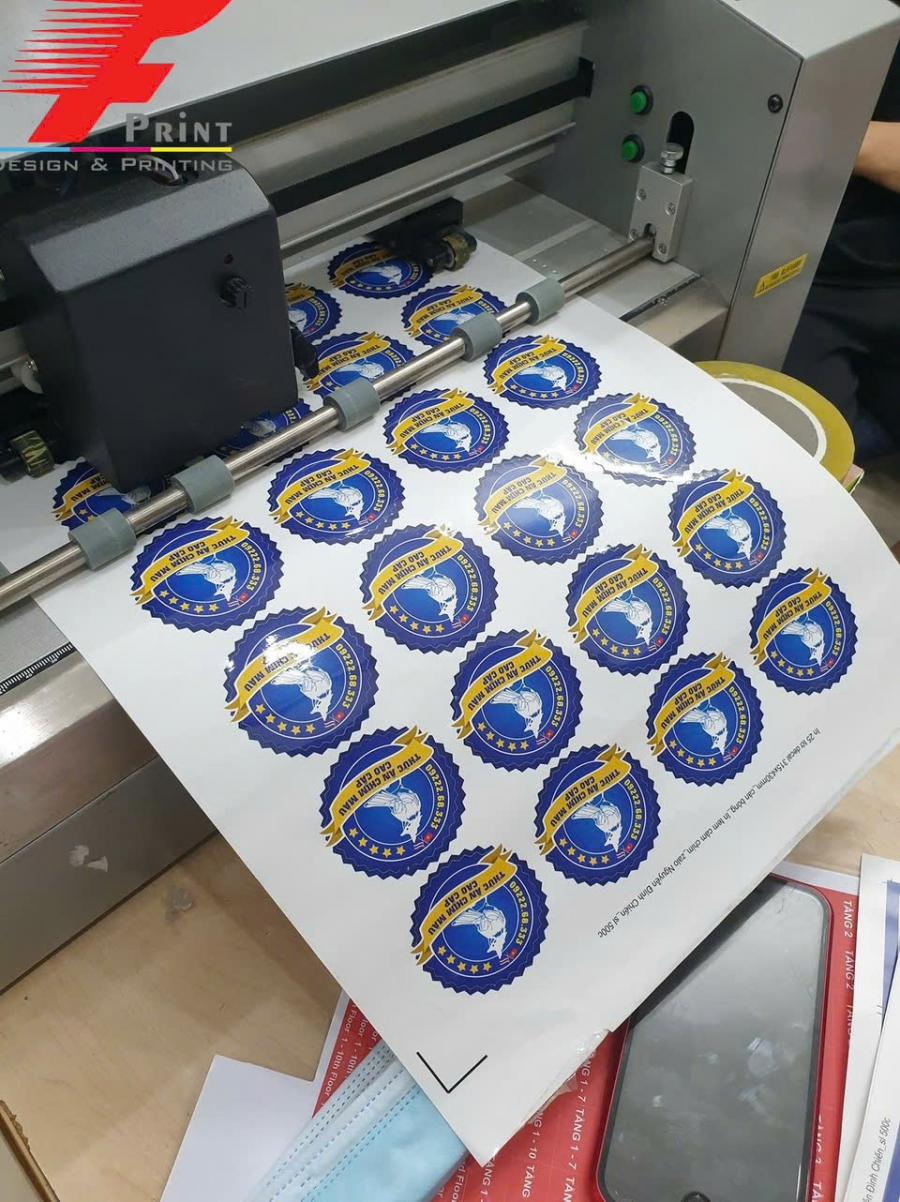 In Tem Nhãn Số Lượng Ít Có Đắt Không? Báo Giá & Giải Pháp Tiết Kiệm