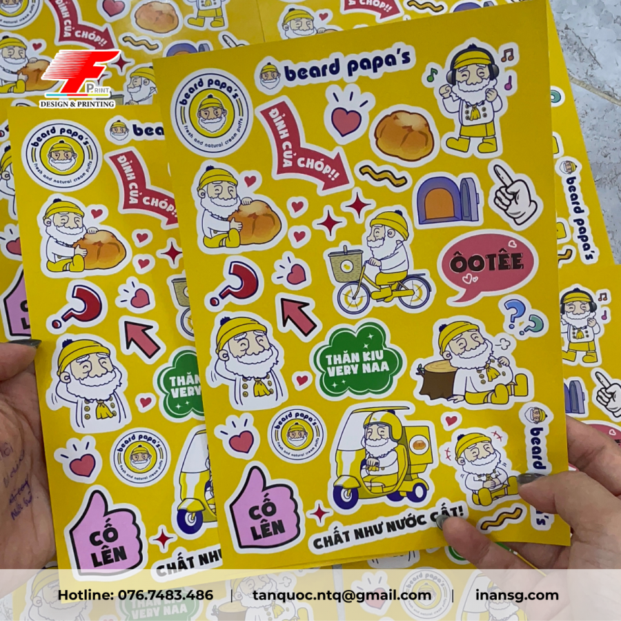 In sticker theo yêu cầu số lượng lớn, màu sắc rực rỡ tại xưởng Print Fast